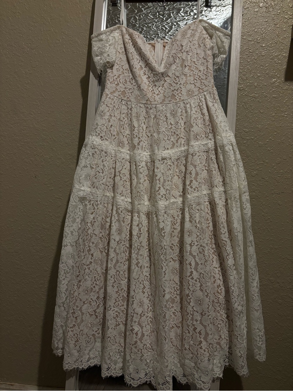 Lulu's Ivory Lace Tiered Tea-Length Dress